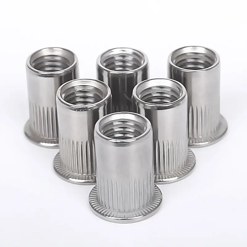 फ्ल्याट हेड ठाडो Knurled Rivet नट